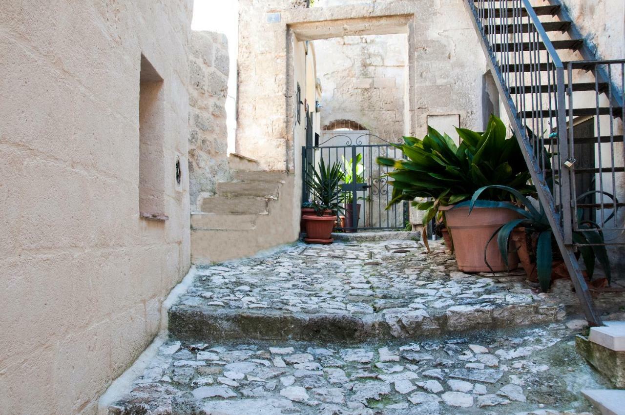 La Dimora Di Cesare Affittacamere มาเตรา ภายนอก รูปภาพ